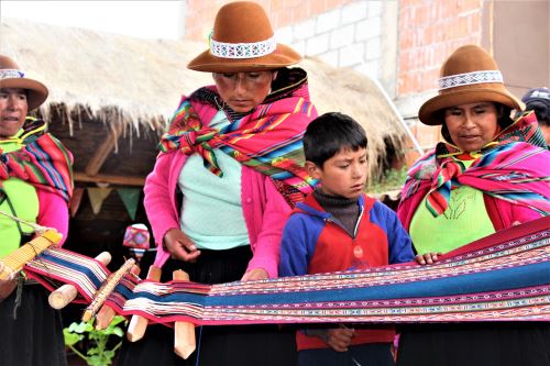 Día del Artesano: Aproximadamente dos millones de personas viven de la artesanía en el Perú