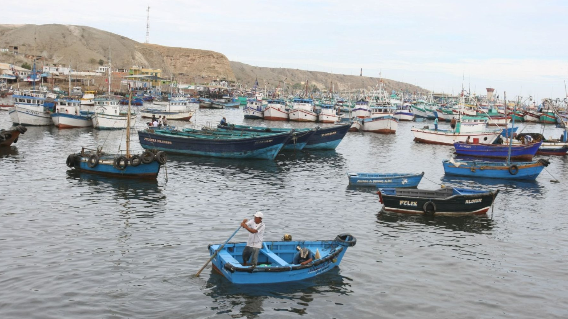 Son 90 puertos cerrados por oleajes de moderada a fuerte intensidad