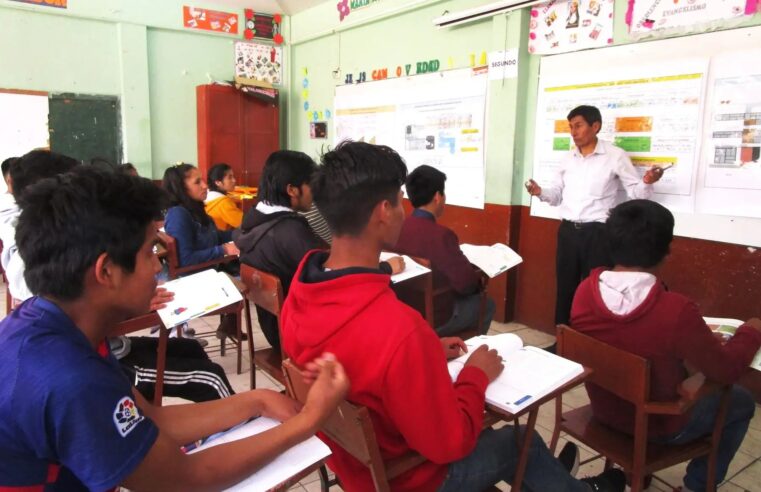 Gobierno destina S/ 71 millones para crear más de 1 400 plazas docentes