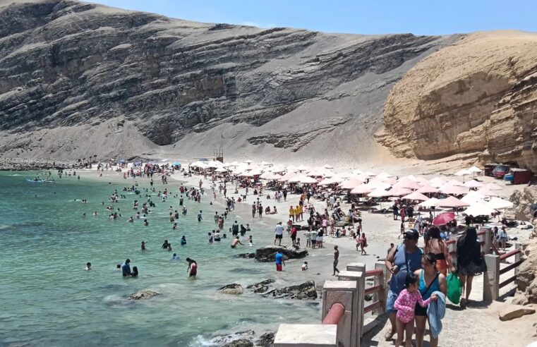 Paracas espera 60 mil visitantes en Semana Santa y hoteles al 100%