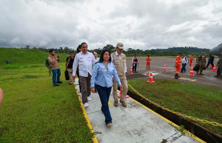 Jefa del Gabinete y ministros supervisan reparación del ducto en Megantoni