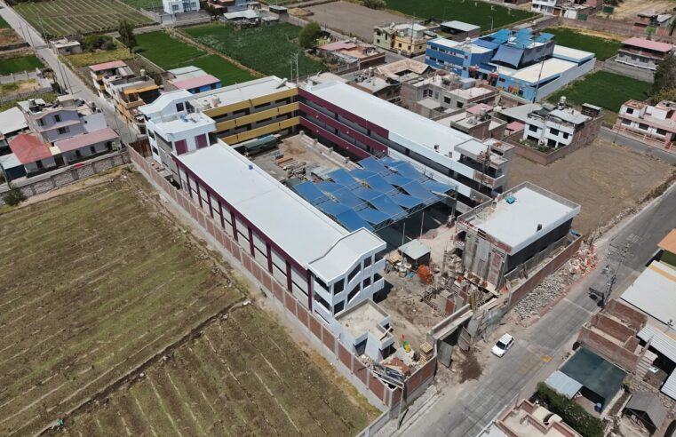 Nueve colegios dependen de inversión privada para su equipamiento tecnológico