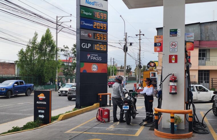 Alta demanda por combustibles mantiene desabastecimiento y precios altos