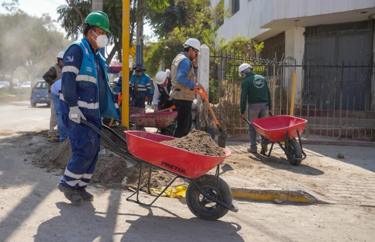 Al 80 % de avance en recuperación de vías tras desborde de torrentera El Chullo