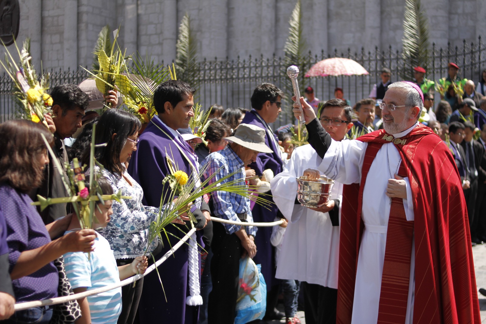 Hoy se celebra Domingo de Ramos en la Plaza de Armas