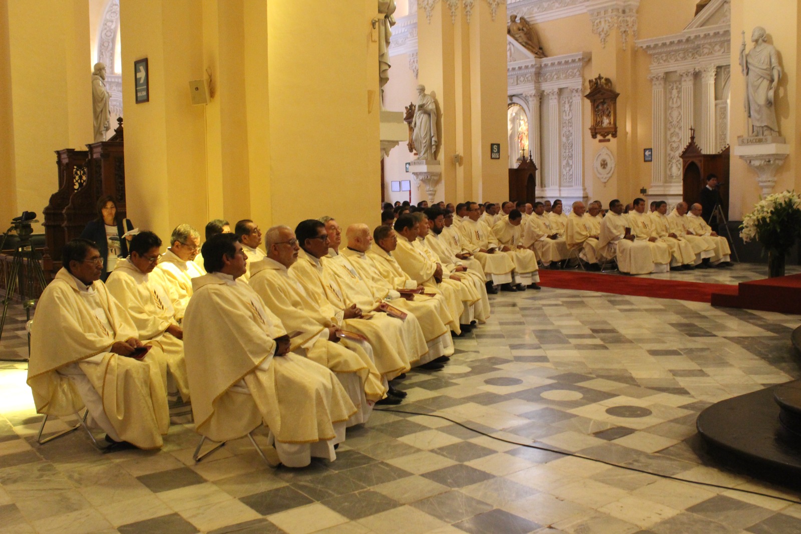 AGENDA – MARTES SANTO