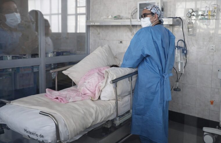 Bebé hallado en la calle se recupera favorablemente