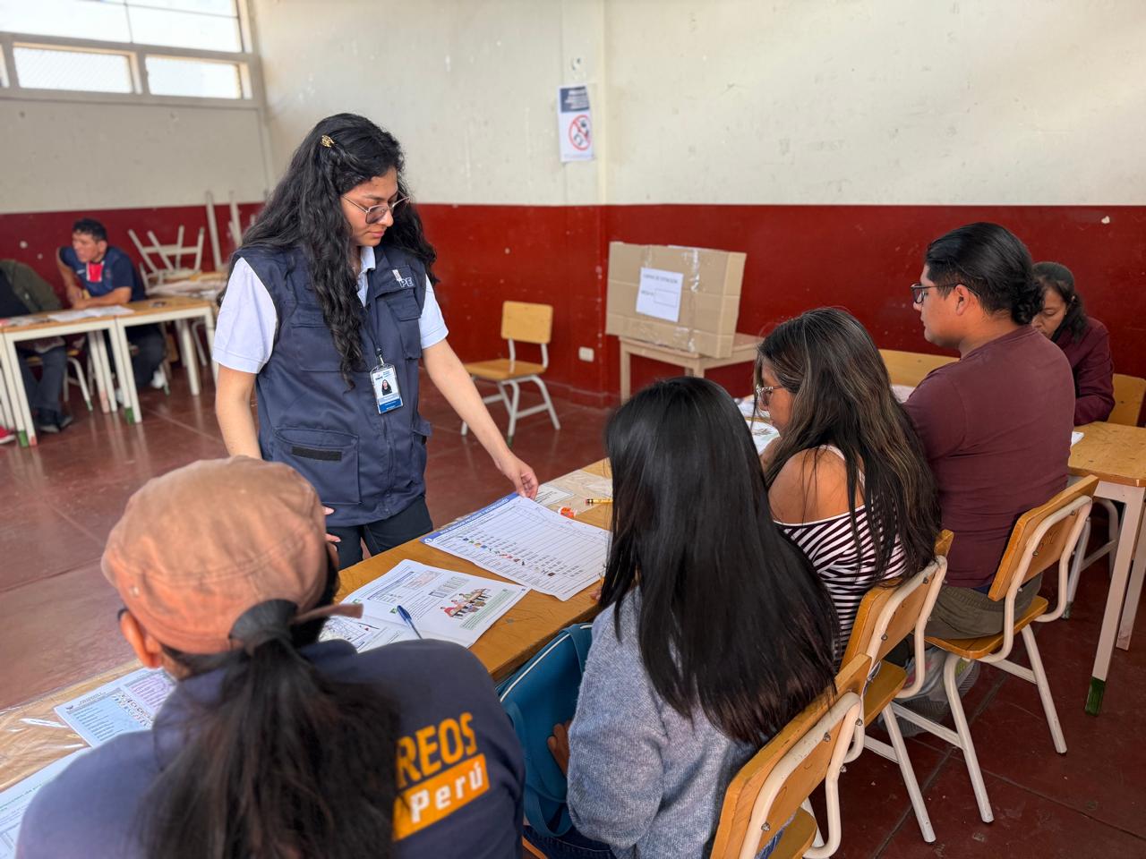 Capacitación de miembros de mesa llega al 45 % en Arequipa