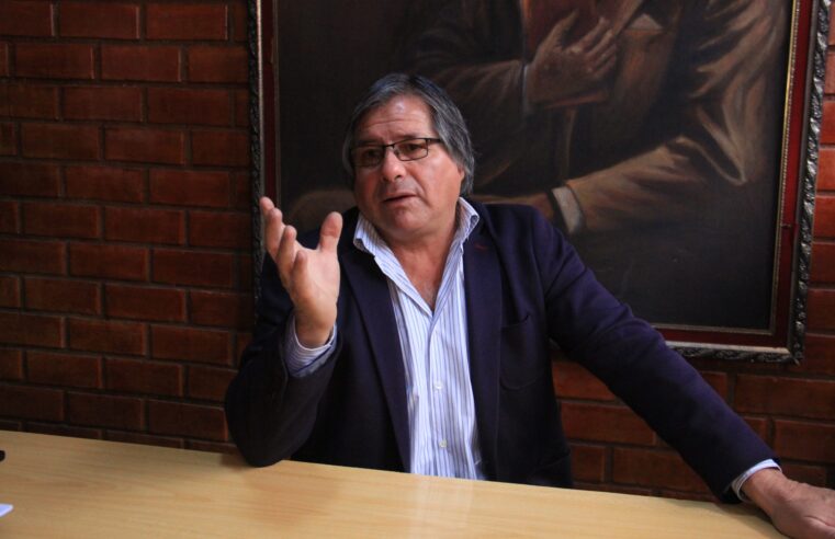 Sutep pide postergar inicio del año escolar por escasez de combustible