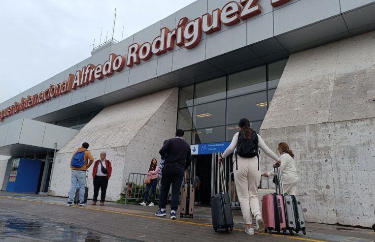 Cancelación de vuelos en aeropuerto no puede repetirse el próximo año