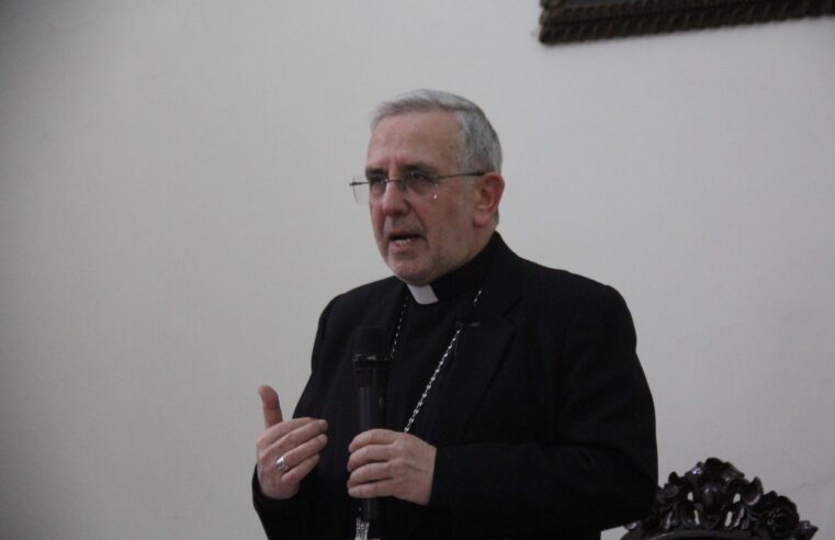 Arzobispo de Arequipa insta a votar con responsabilidad en próximas Elecciones Generales