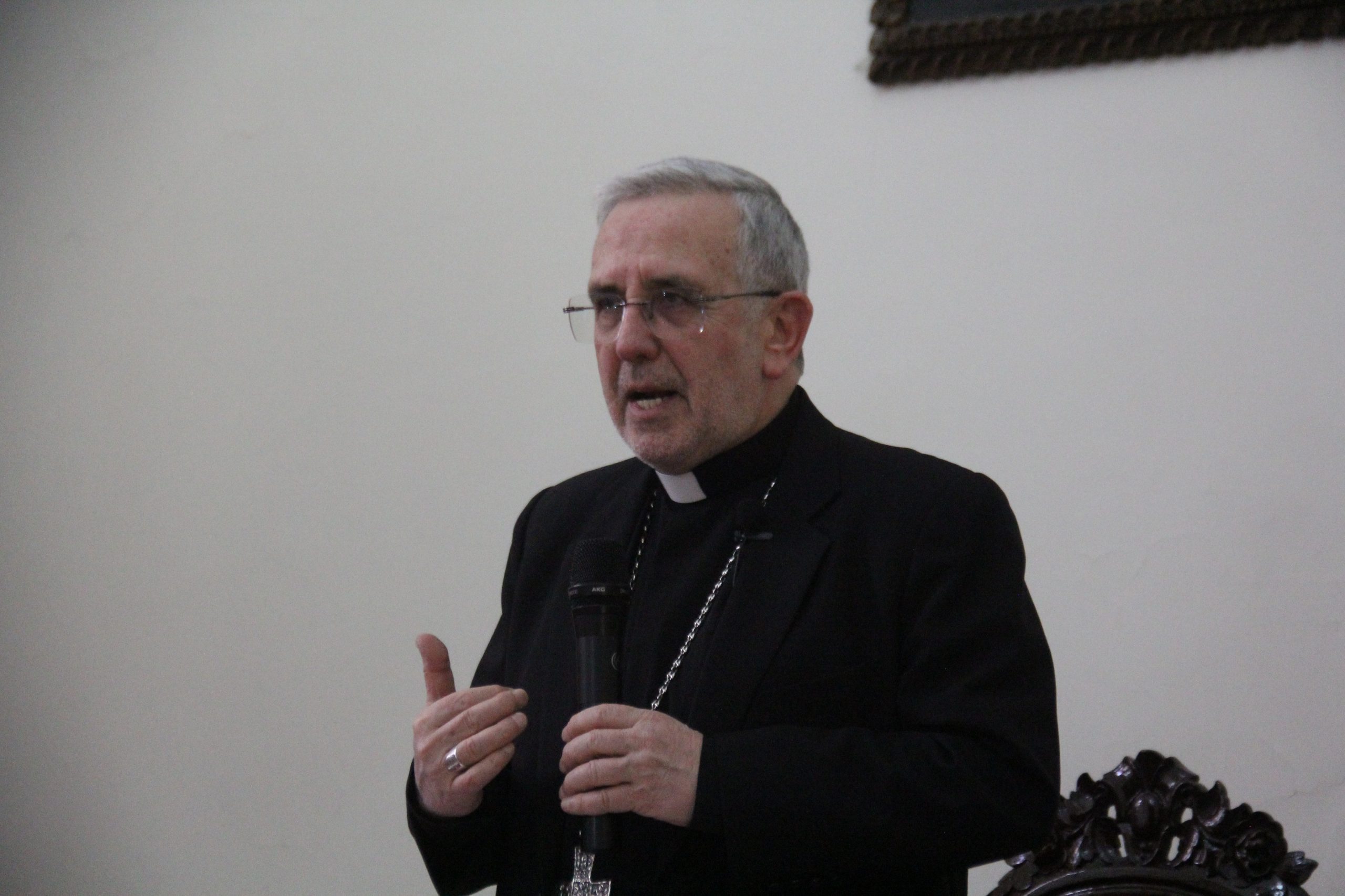 Arzobispo de Arequipa insta a votar con responsabilidad en próximas Elecciones Generales