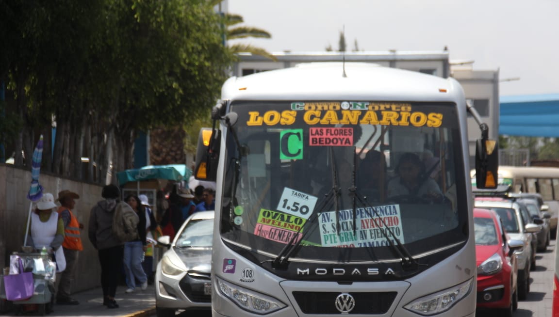 Estudiantes UNSA anuncian protesta por pasaje universitario.
