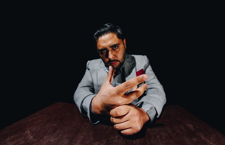 El teatro está vivo, renace en cada función