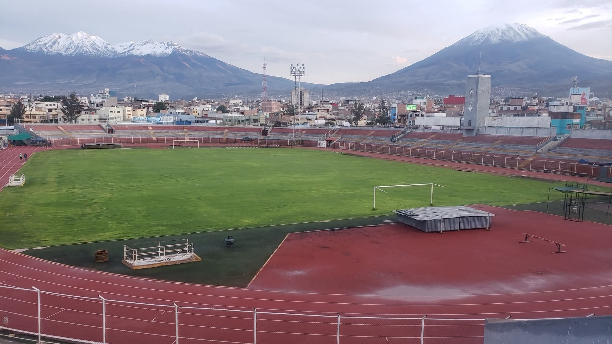 Invertirán más de 7 millones en estadios de Arequipa