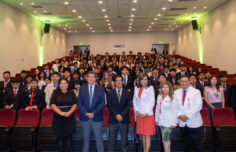 UTP da la bienvenida a primera promoción de Medicina