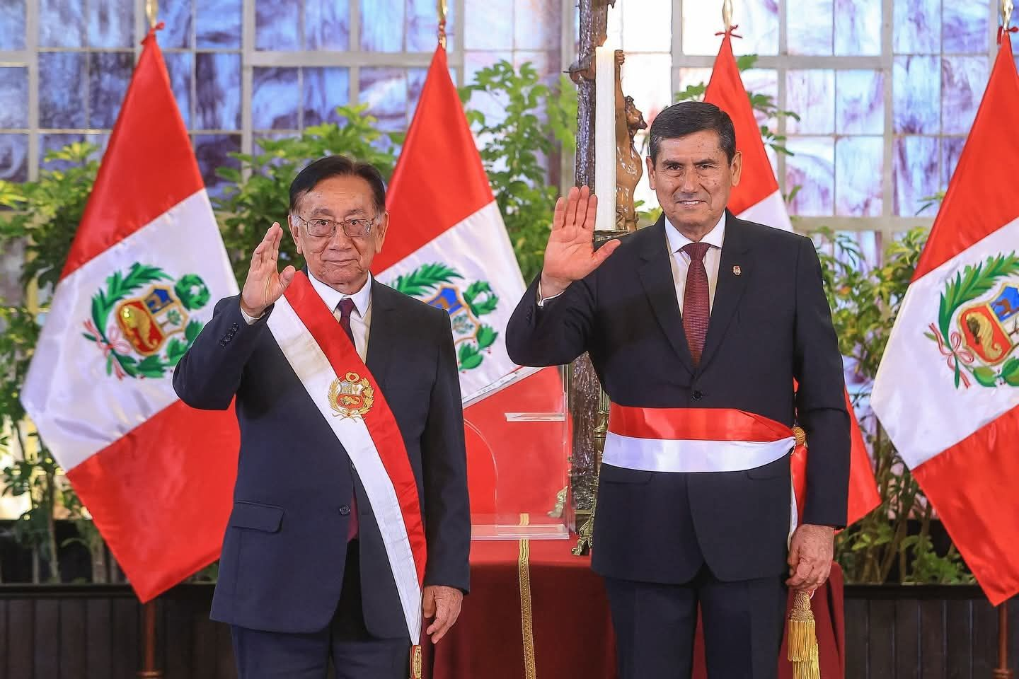 Arroyo asume como nuevo premier en medio de incertidumbre política