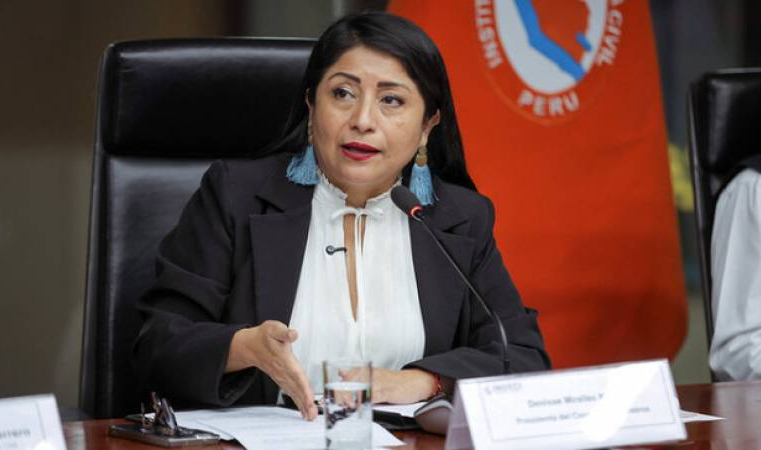 Miralles renuncia a la PCM tras 21 días en el cargo