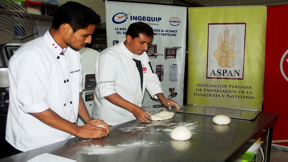 Panaderos evalúan subir precio del pan por alza de combustibles
