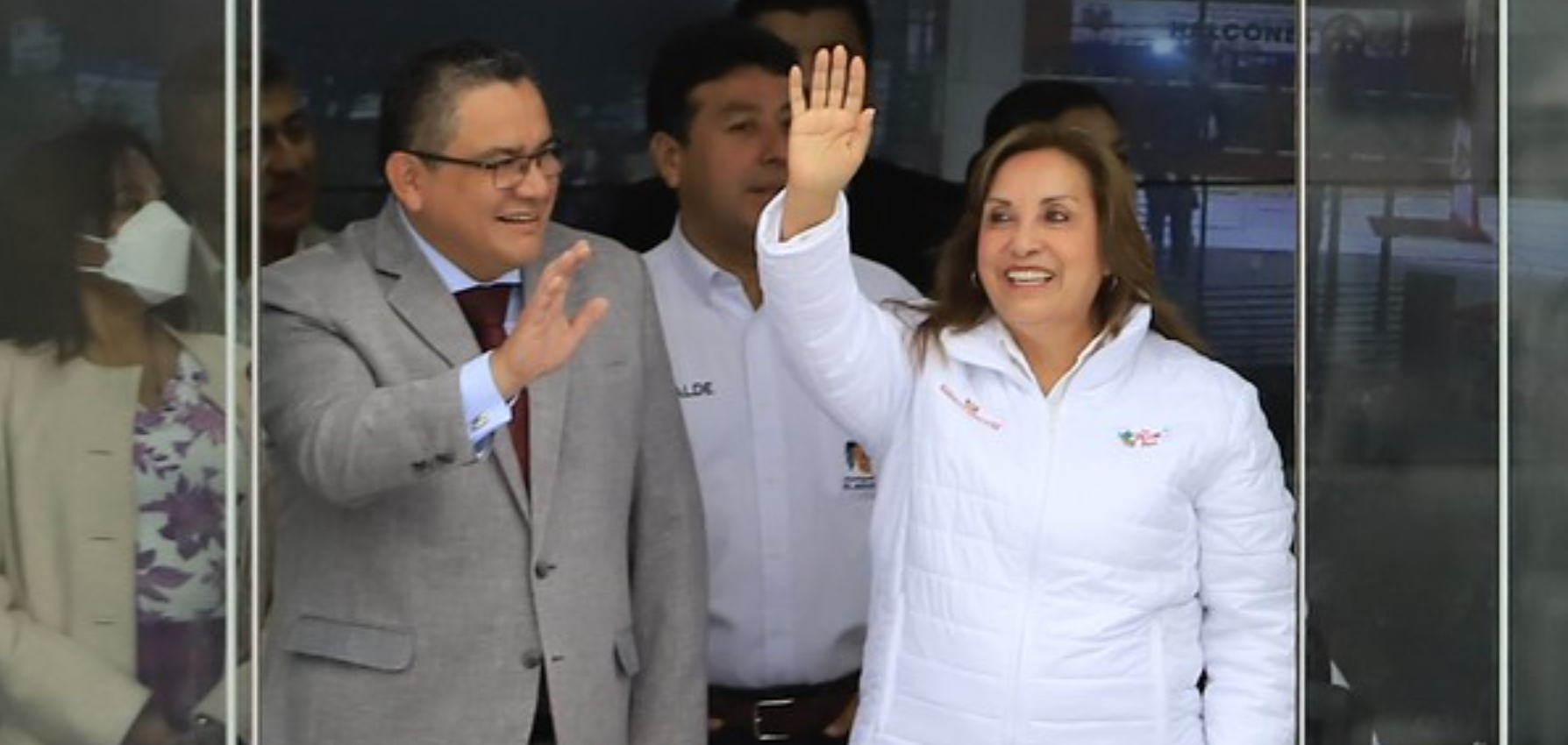 Admiten denuncia contra Boluarte y Santiváñez por el caso ‘El Cofre’