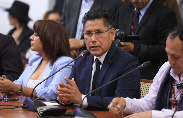 Congresistas dan el zarpazo a favor de la minería informal para que se hagan de las concesiones