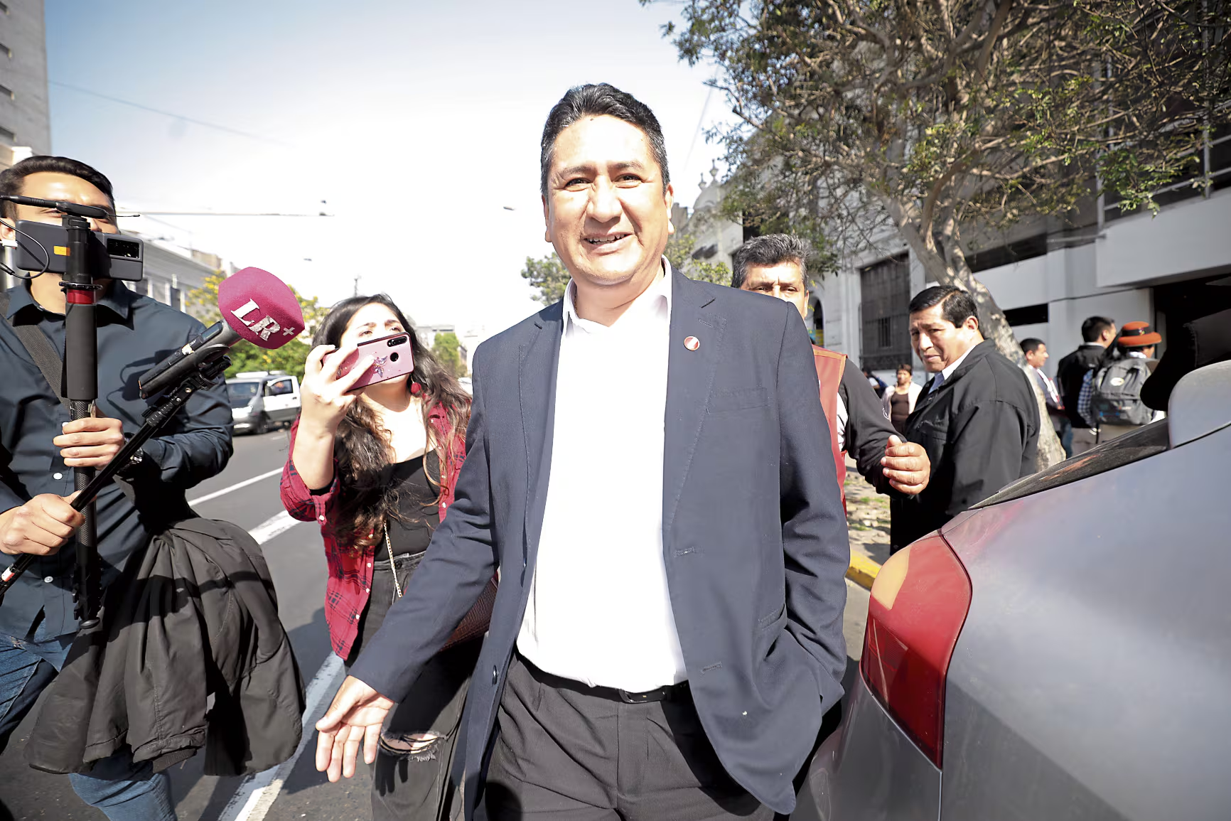 Vladimir Cerrón: «El 57% de indecisos será la lápida del neoliberalismo»