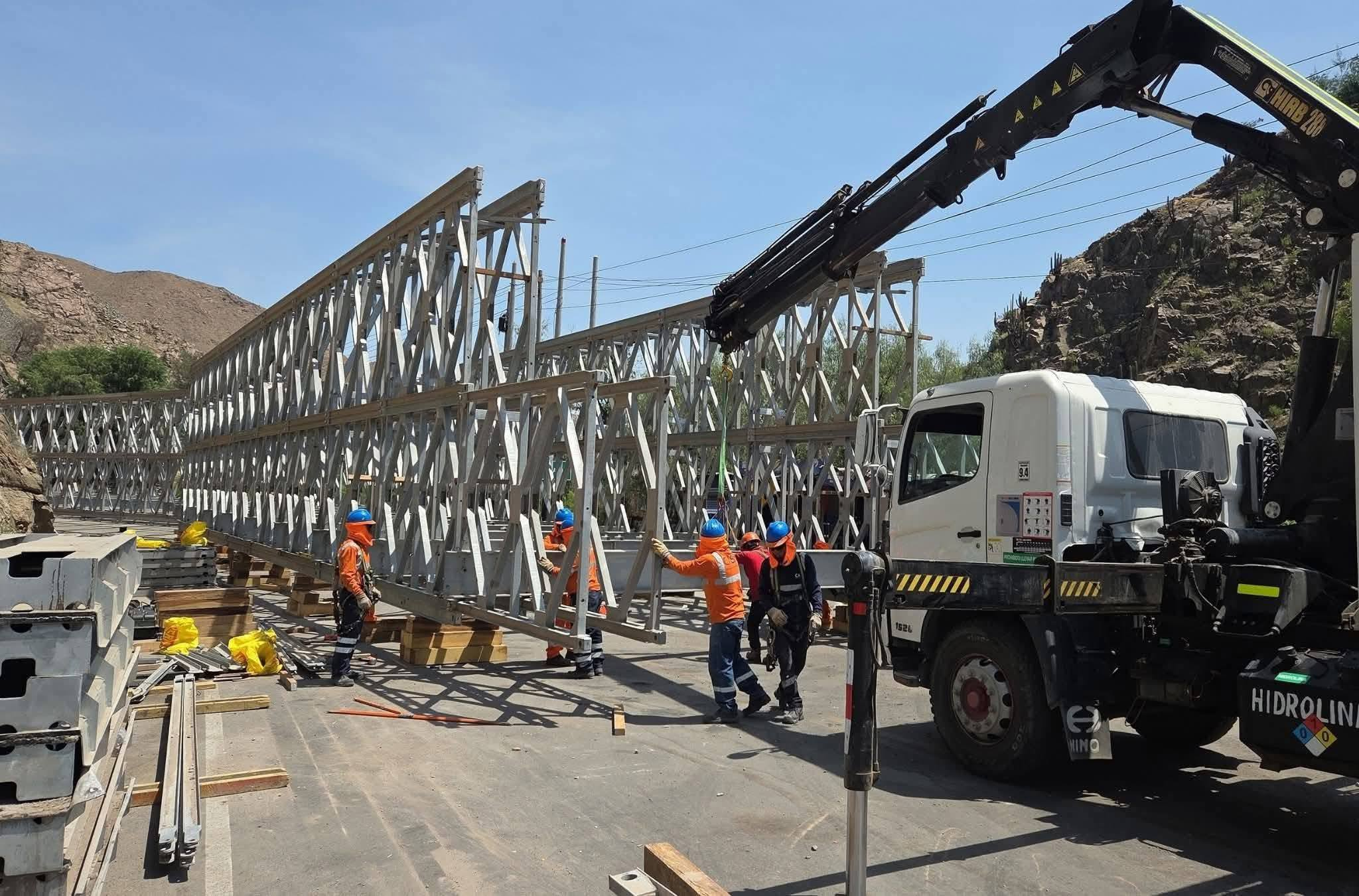 Tránsito en Uchumayo seguirá restringido mientras instalan segundo puente modular