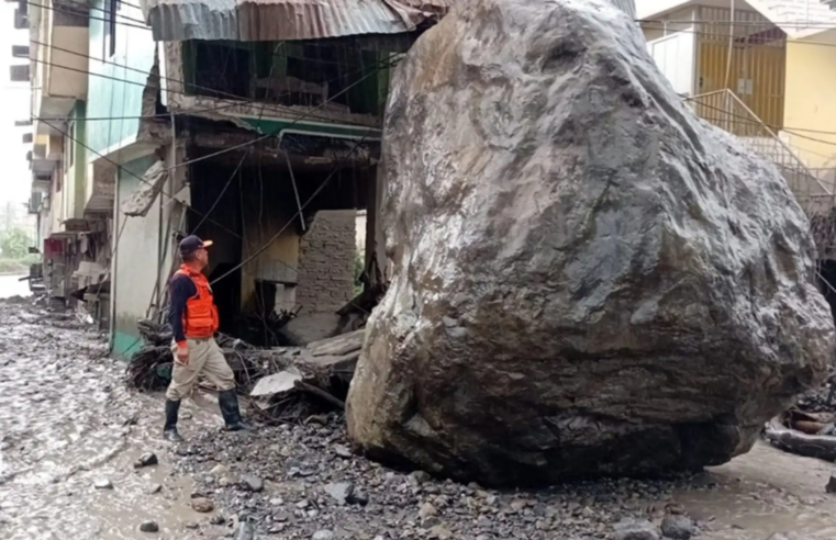 Alertan 2 203 zonas críticas y casi 2.8 millones en riesgo por lluvias