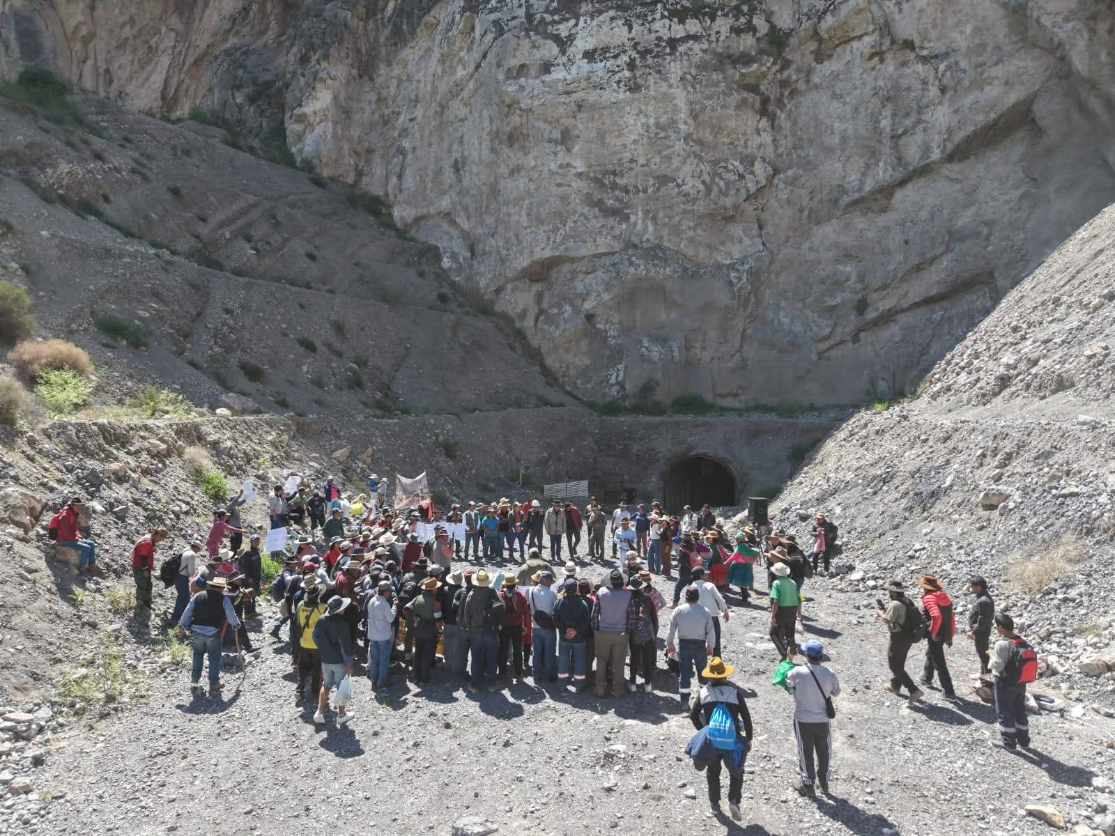 Prometen aprobación de expediente del túnel de Pampamarca