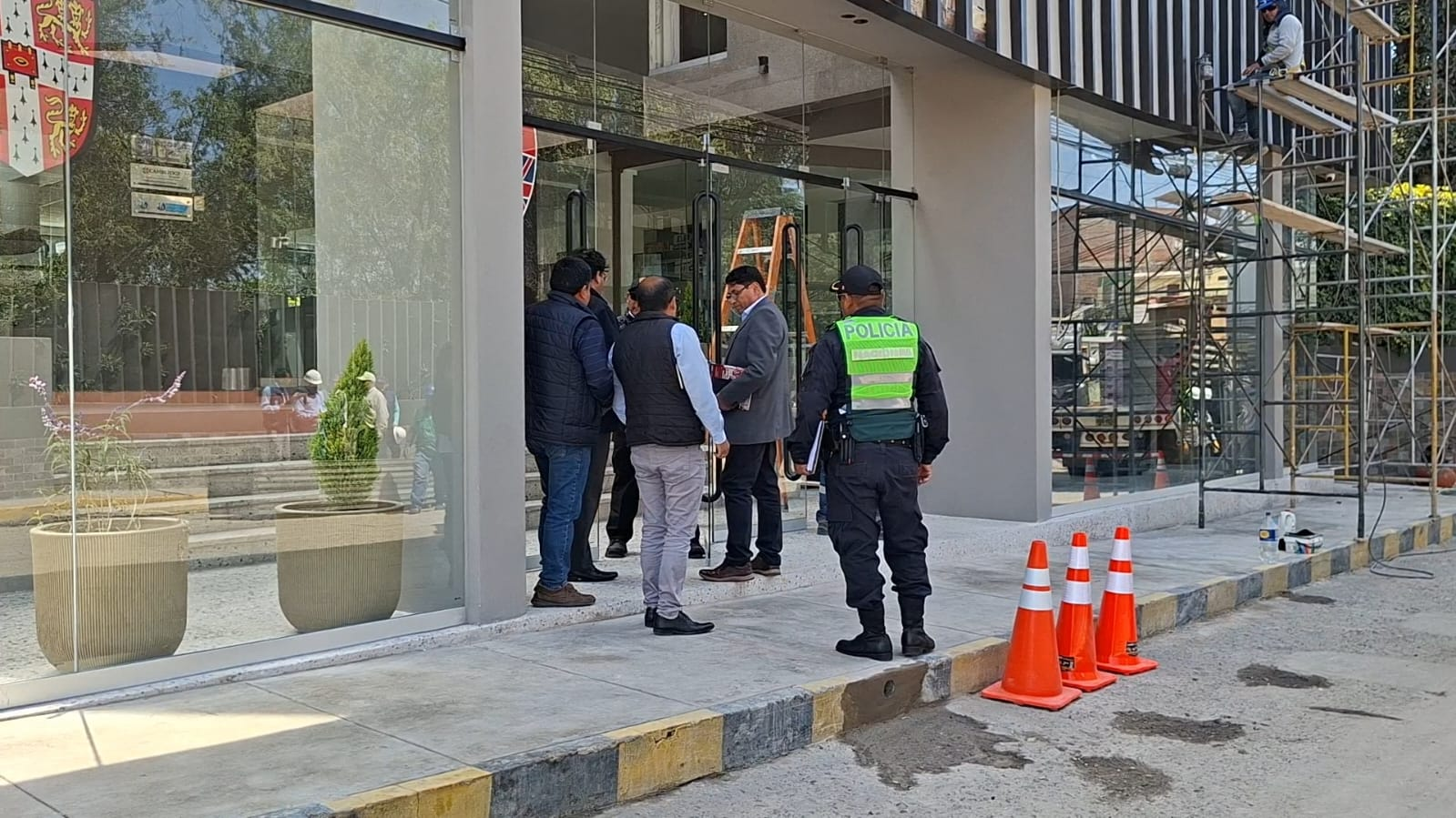 GREA advierte sanción al colegio Lord Byron por no acatar clases virtuales