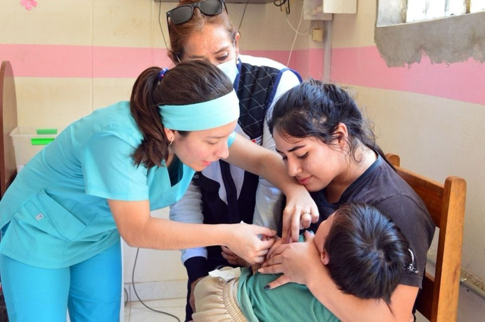 Intensificarán vacunación ante alerta por sarampión en Arequipa