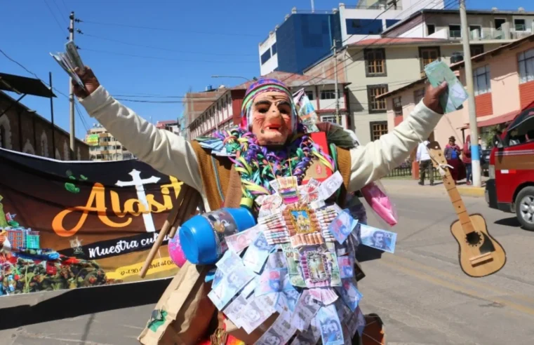 Feria de Alasitas: tradición de fe, sueños y miniaturas en Puno