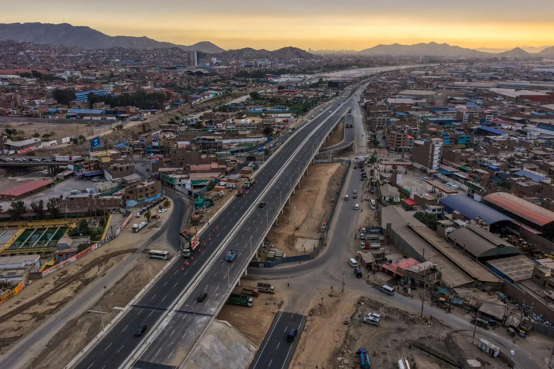 Inversiones en carreteras superarán los 400 millones de dólares en 2026