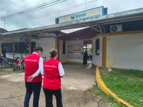 Irregularidades en hospital exponen fallas en control de médicos