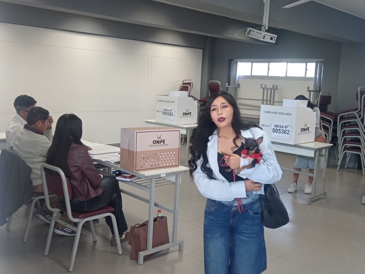 La democracia no acaba en las urnas, se ejerce cada día en la ciudadanía