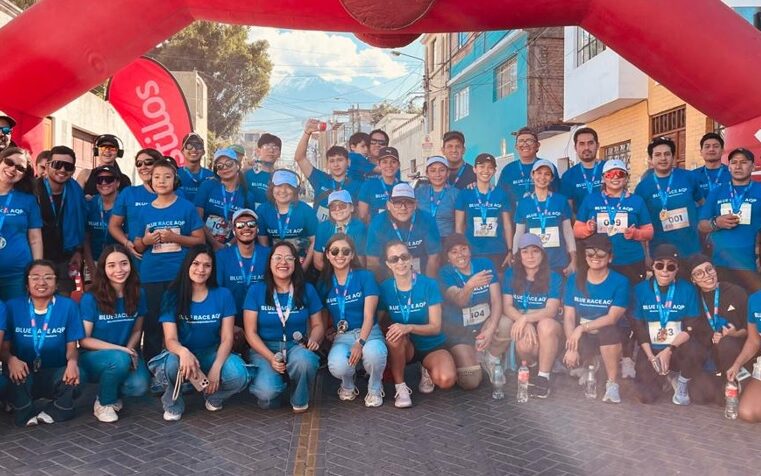 Centenar de atletas en carrera en favor de niños con autismo