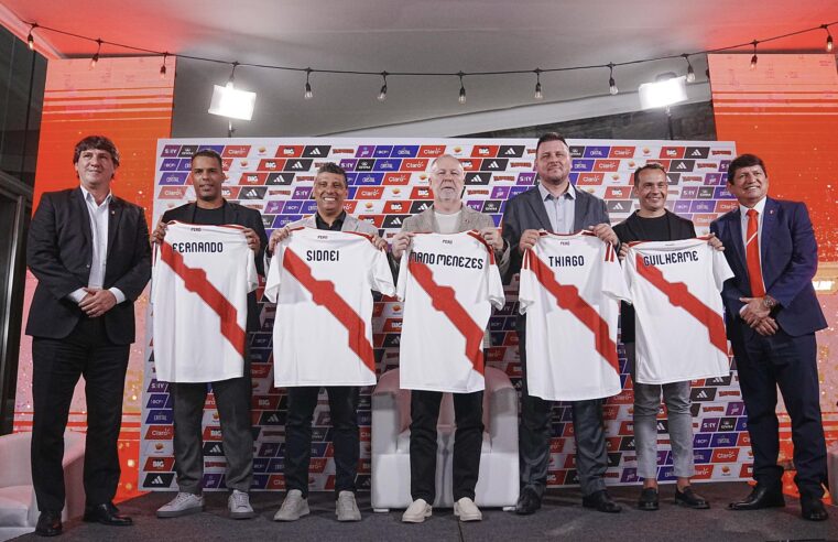 Técnico de la selección peruana evalúa jugar eliminatorias en la altura