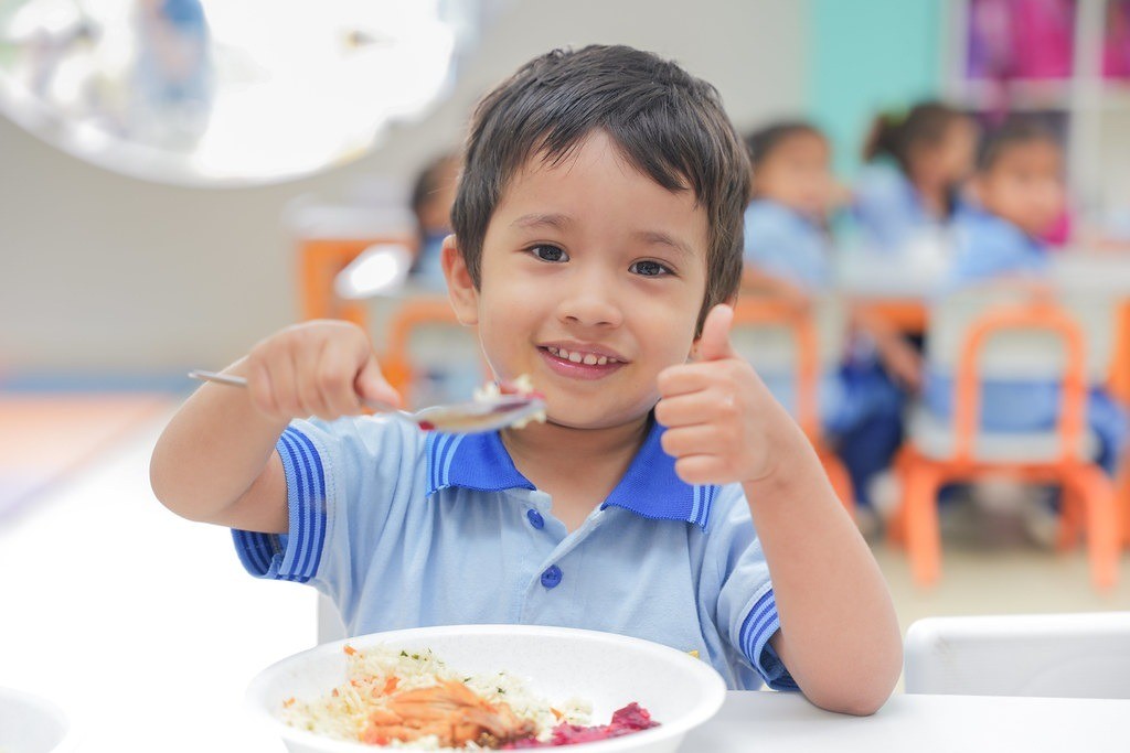 Arroz fortificado mejora la nutrición de más de 4.1 millones de escolares