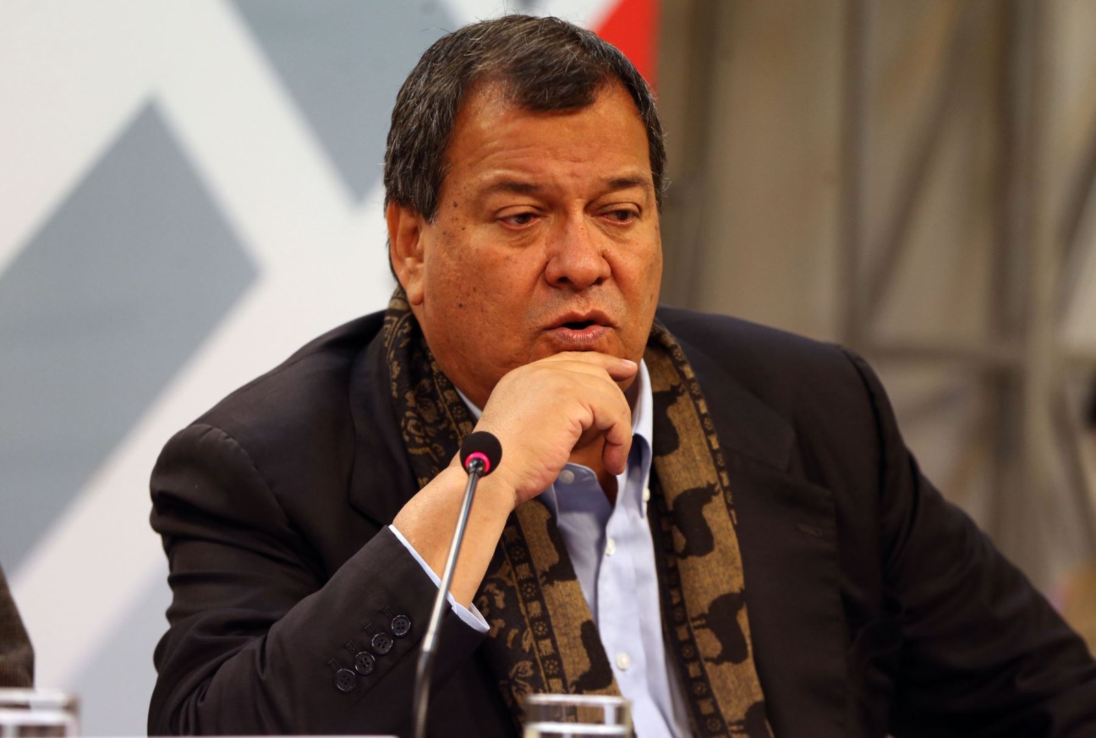 «Necesitamos unir para gobernar, no estamos condenados a la corrupción»