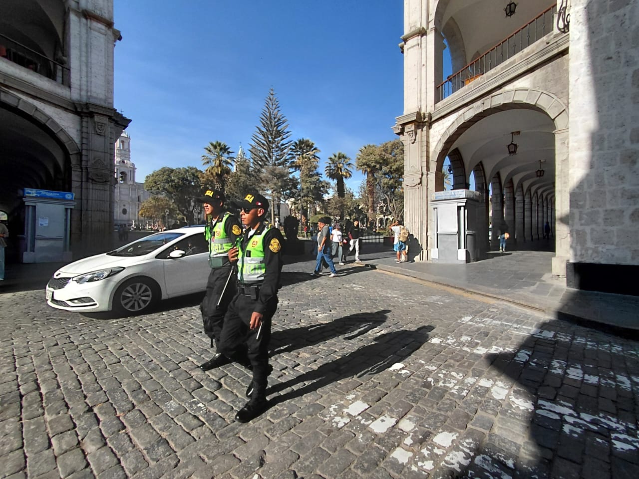 Mayor presencia policial en Arequipa refuerza la seguridad ciudadana