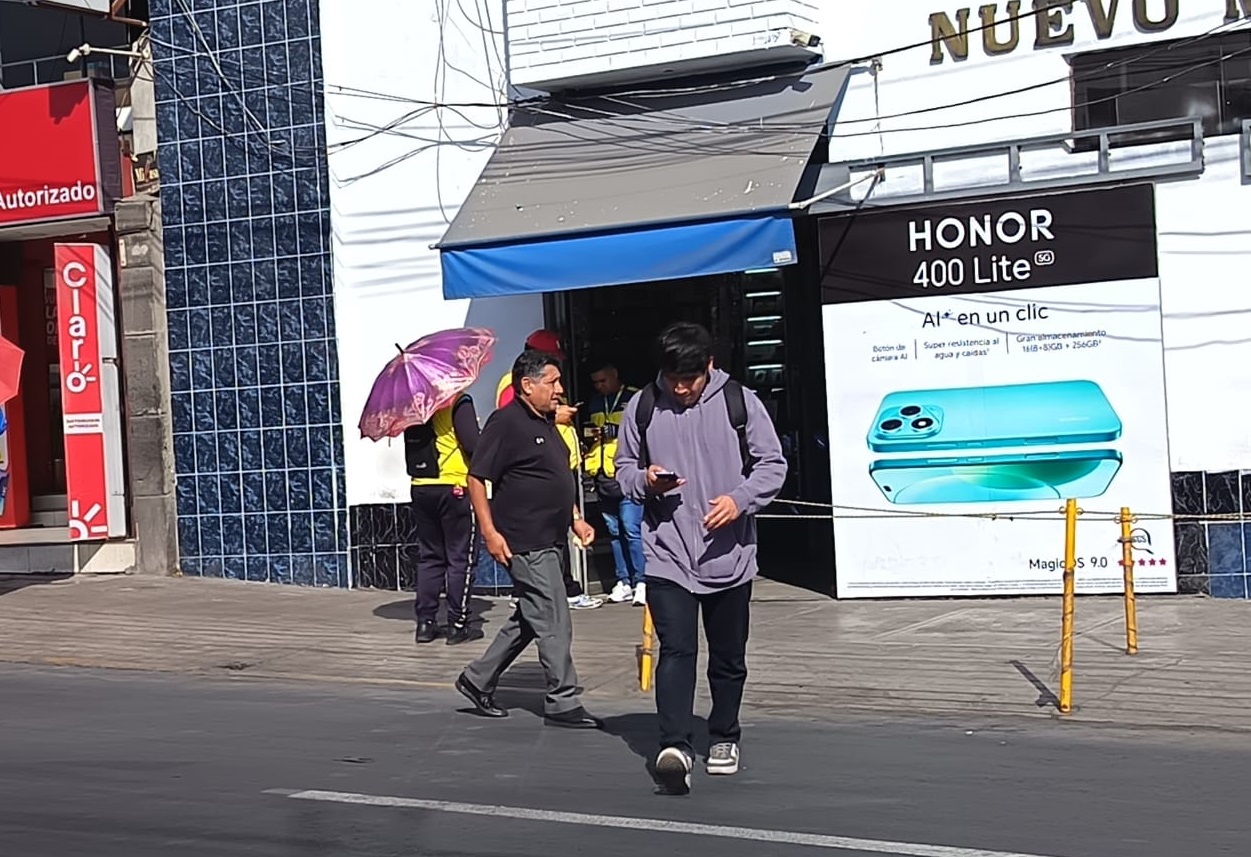 NO SEAS CÓMPLICE DE LA DELINCUENCIA; no compres celulares de dudosa procedencia