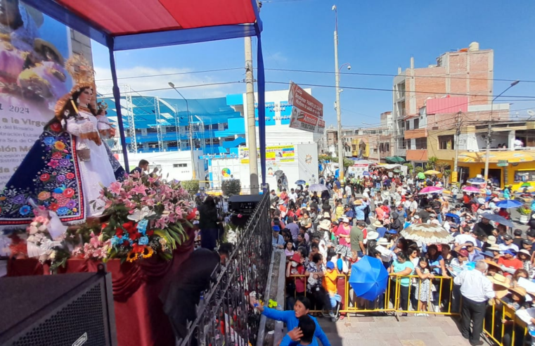 Fervorosa festividad con misas y la tradicional procesión móvil de Chapi Chico