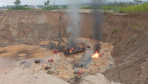 Destruyen campamentos de minería ilegal en la Reserva Nacional de Tambopata