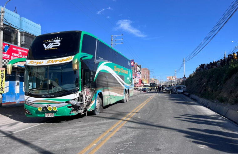 Choque frontal en Apipa deja un fallecido y dos mujeres heridas