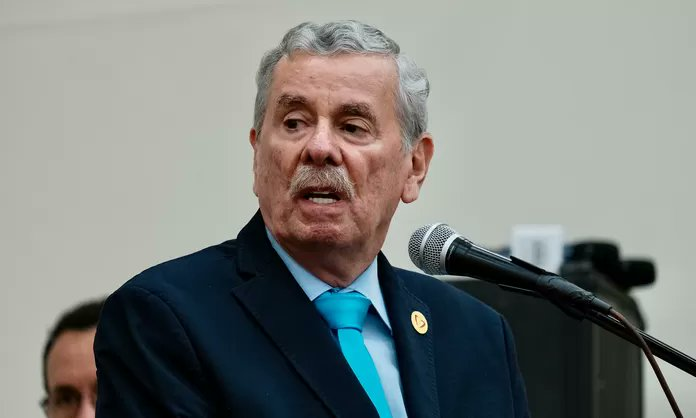 PJ condena a Fernando Rospigliosi a nueve meses de prisión suspendida