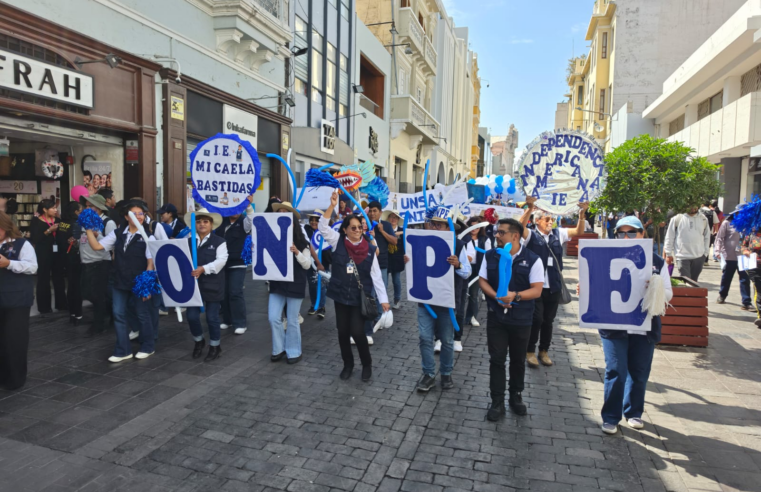 ONPE Arequipa lleva campaña electoral con pasacalle ciudadano