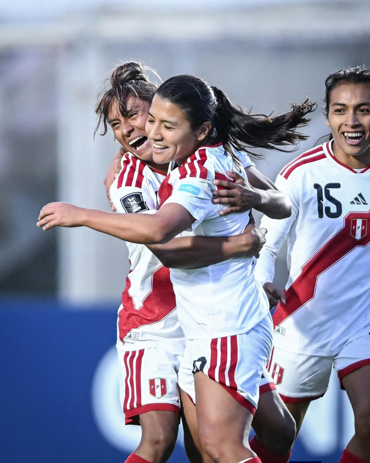 Selección femenina le dio una alegría al país con triunfo