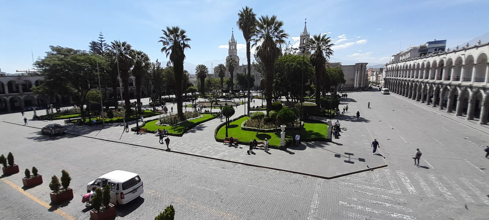 Plaza de Armas será escenario de marcha y encendido de luces azules
