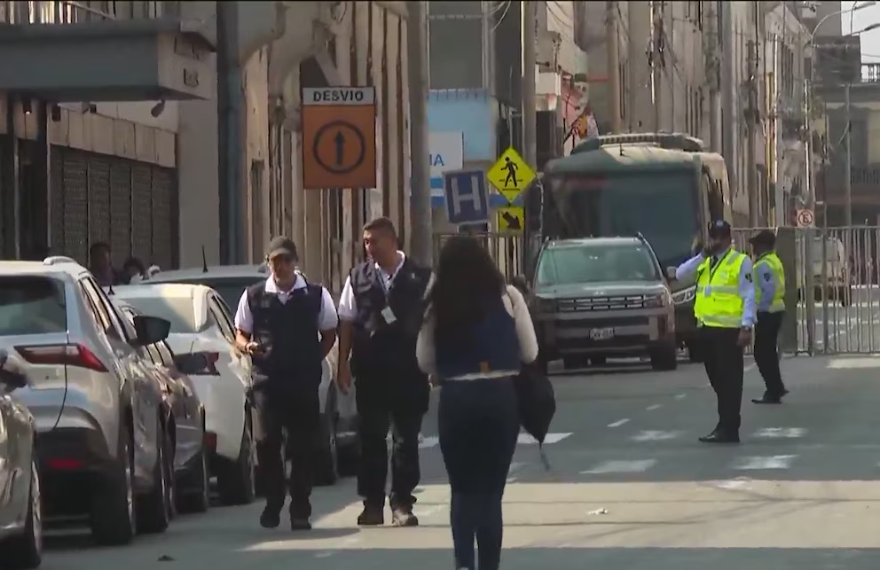 Fiscalía y Policía Anticorrupción allanan sede ONPE por retrasos en material electoral