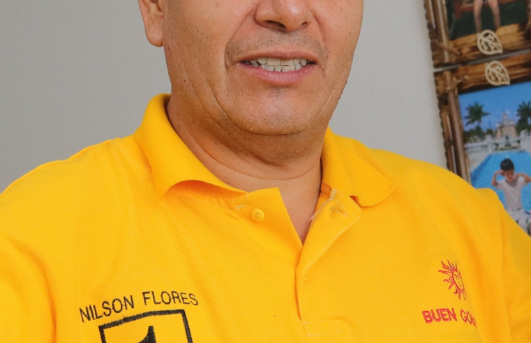 Nieto lidera en flash electoral mientras ONPE continúa conteo oficial